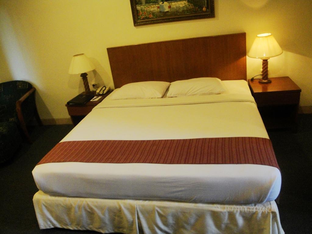 Imperial Hotel Kendari Bilik gambar